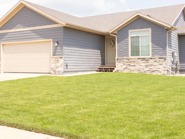 3608 S Home Plate Ave, Sioux Falls, SD 57110