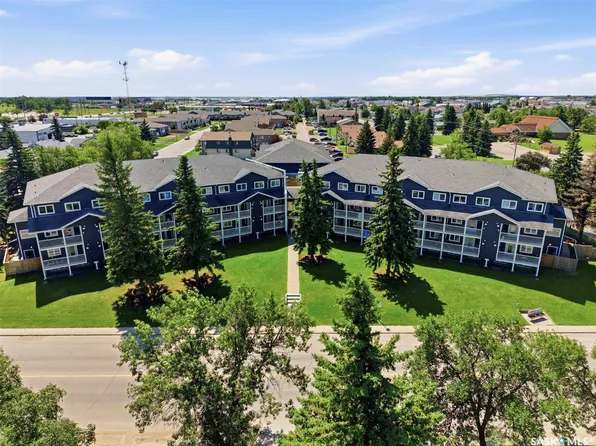 515 28th Street E #203, Prince Albert, SK S6V 1X8