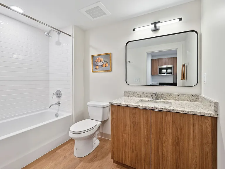 West 6th Apartments — Photo 34