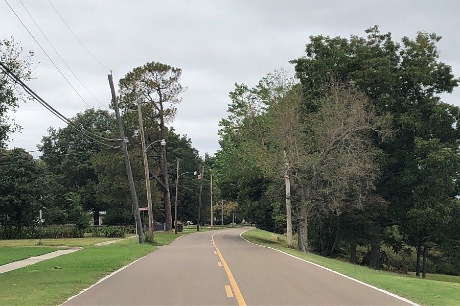 2nd image of 1622 S Lakeshore Dr