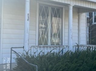 818 High St, Paris, KY 40361