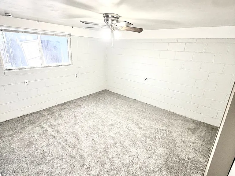 3670-3672 Atlas Way — Photo 8