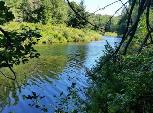 64-25 Arrowhead Dr, Pocono Lake, PA