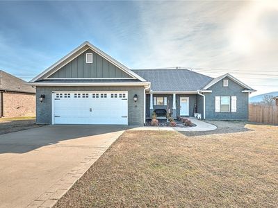 460 Infantry Ln, Prairie Grove, AR, 72753