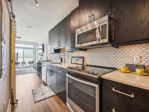 4th image of 3114 S Congress Ave Unit 304