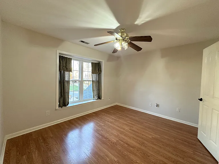 15813 Prestwoods Ln — Photo 25
