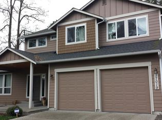17019 8th Ave NE, Seattle, WA 98155