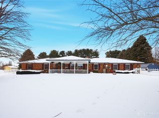 2939 Willow Rd, Springfield, OH 45502