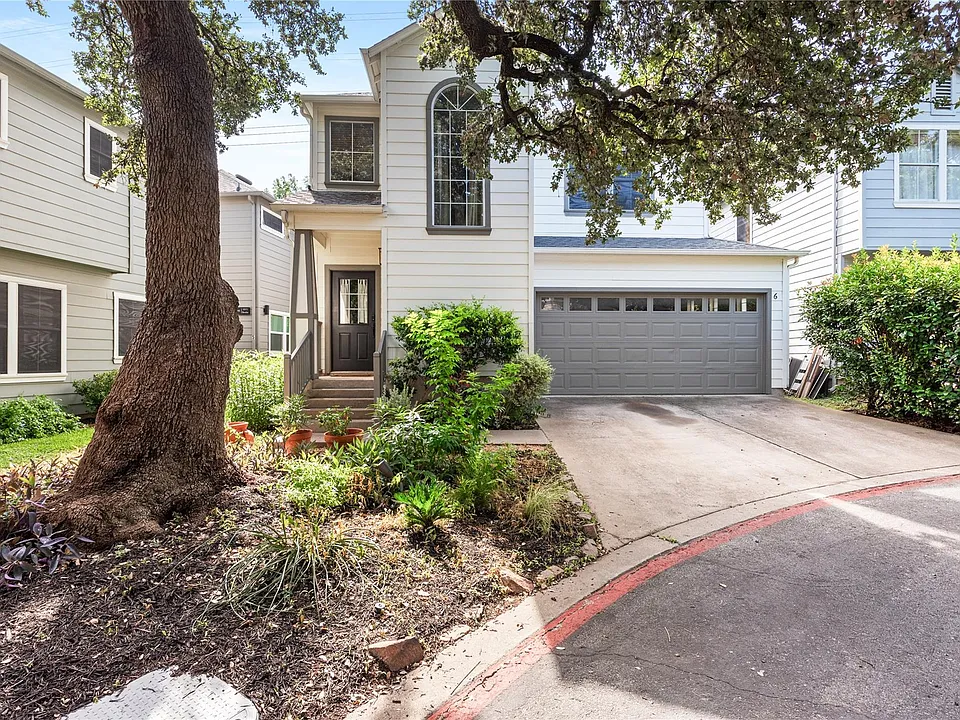 1011 Brodie St #6