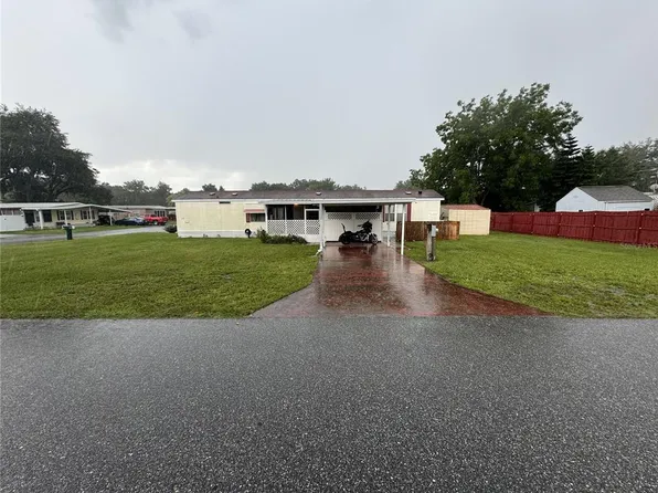 4541 Orange Blossom Dr, Zephyrhills, FL 33542