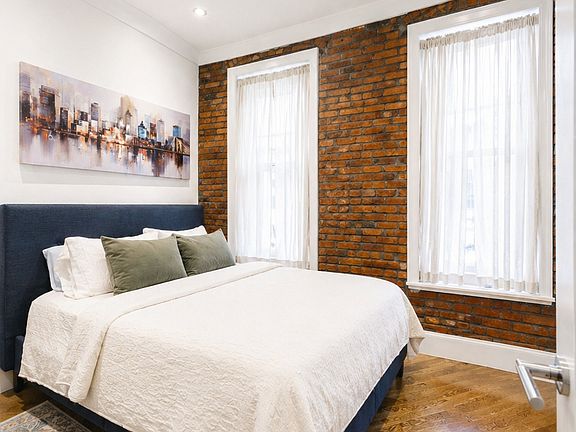2nd image of 37 King St APT 2A