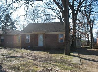 2012 S V St, Fort Smith, AR 72901