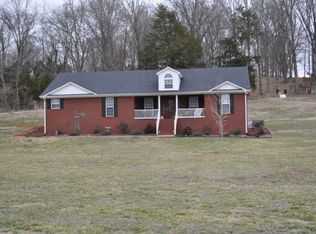 19 Cold Springs Rd, Fayetteville, TN 37334