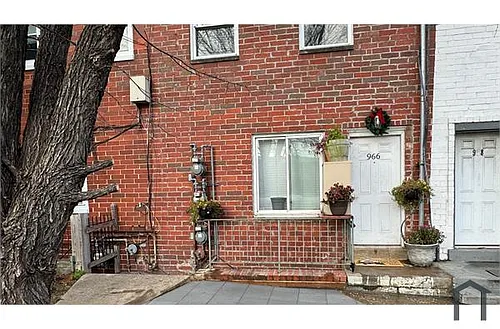 966 Mount Olivet Rd NE #3 Photo 1