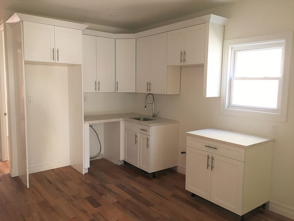 1st image of 1611 E 96th St #2