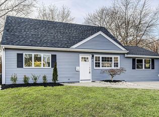 8 Monterey Dr, Hazlet, NJ 07730
