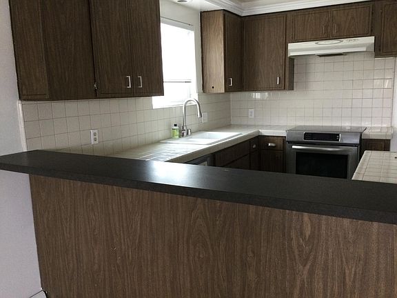 2nd image of 113 Claremont Ave