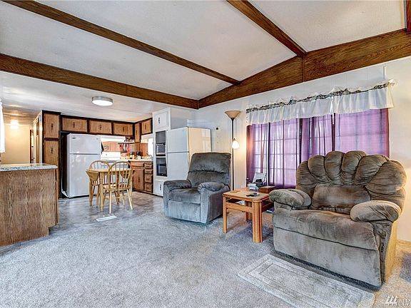 4th image of 7301 NE 175th St Unit 133