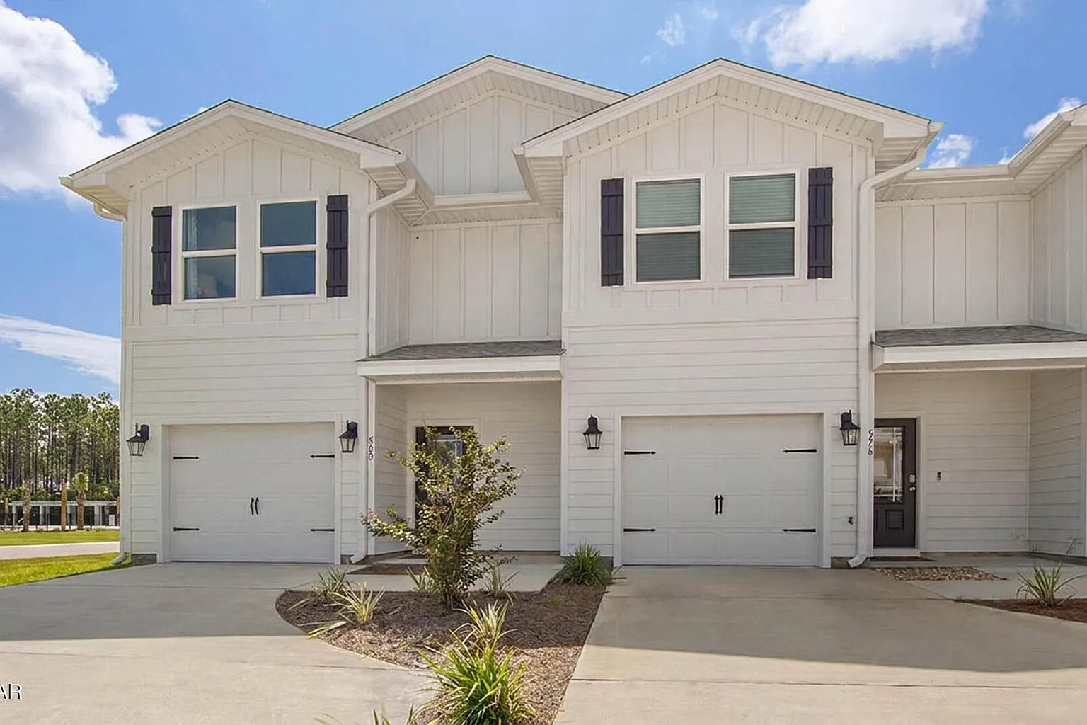 3 bed, 1470 sqft, $2,265 — Photo 1