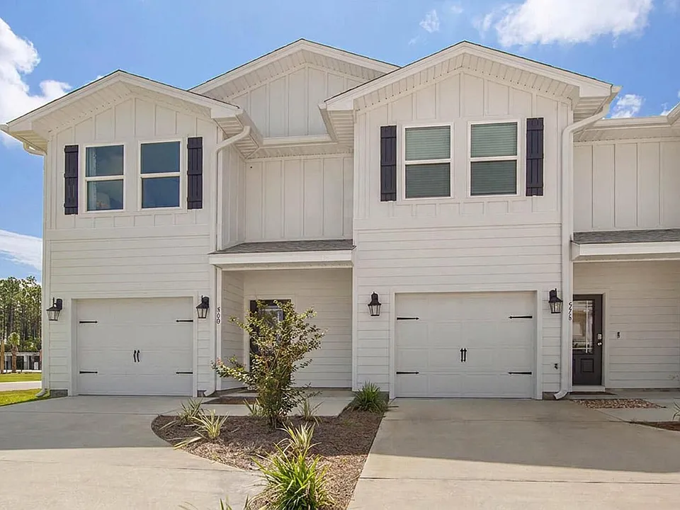 187 Ellery Ln