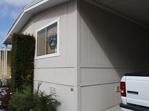 2nd image of 2130 Sunset Dr Space 108