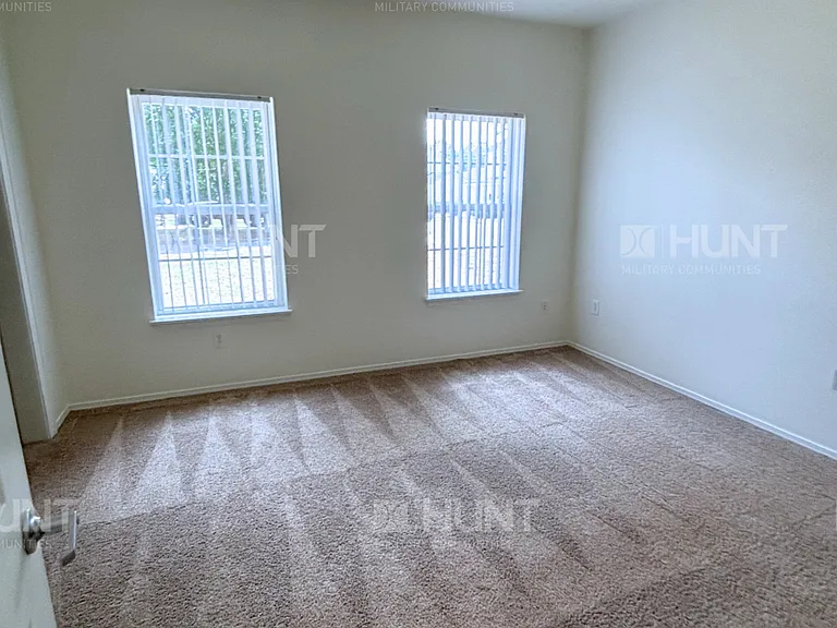 70 Enduring Freedom Pkwy — Photo 10
