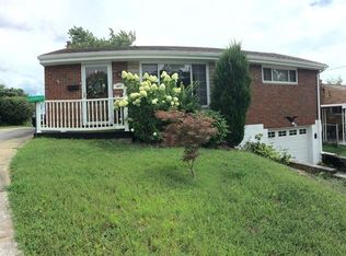 647 Jenne Dr, Pittsburgh, PA 15236