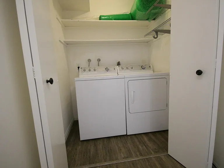 Inside Laundry! Washer & Dryer Included!