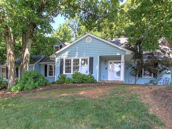 3rd image of 4069 Poplar Grove Dr