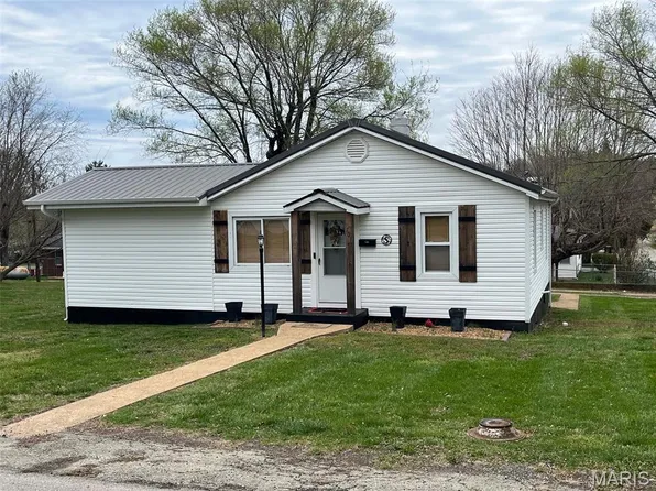 701 Bonnie St, Potosi, MO 63664