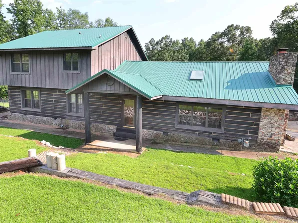 100 Clark Ct, Anniston, AL 36201