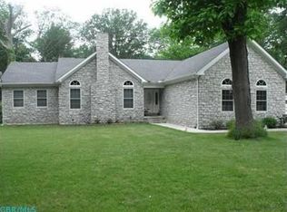 8045 Winchester Southern Rd, Stoutsville, OH 43154