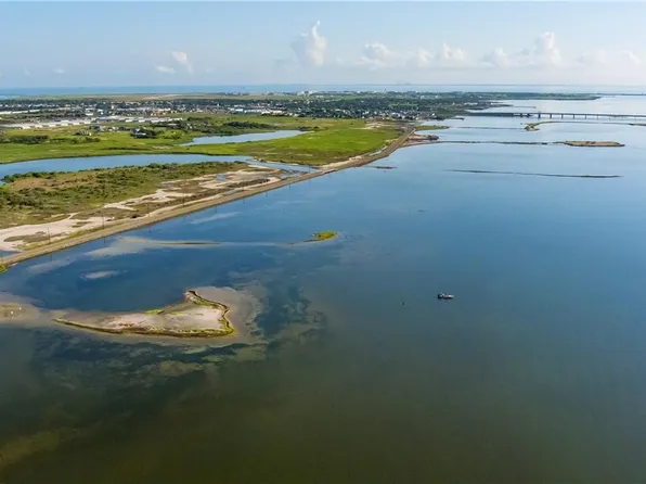 2002 Laguna Shores Rd, Corpus Christi, TX 78418