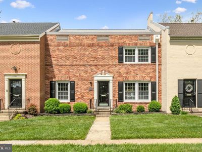 8248 Carrleigh Pkwy, Springfield, VA, 22152