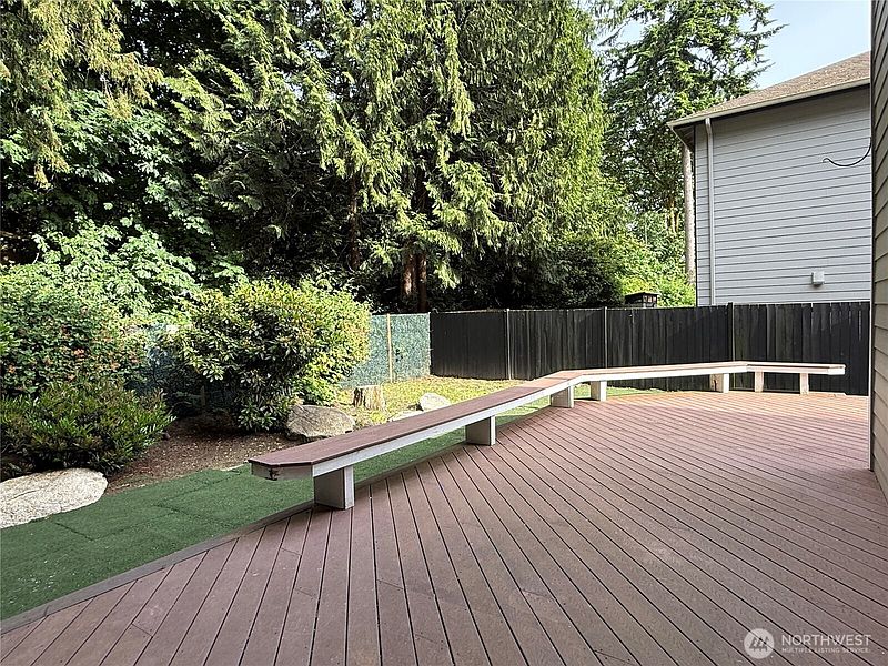 3rd image of 1400 Weaver Way