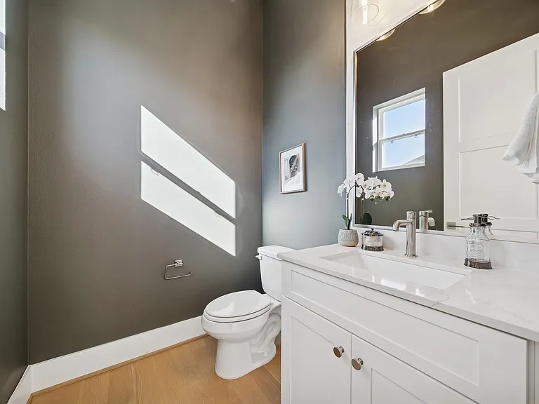 1405 W 21st St #A — Photo 21