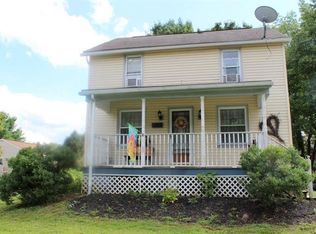 303 E 3rd St, Wind Gap, PA 18091