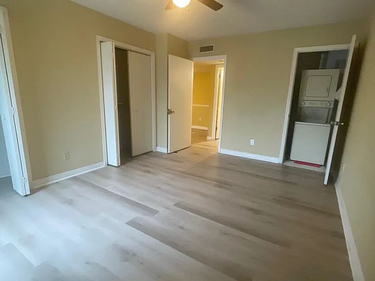 375 Wymore Rd #202 — Photo 7