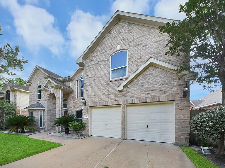 11207 Satin Tail Ln — Photo 3