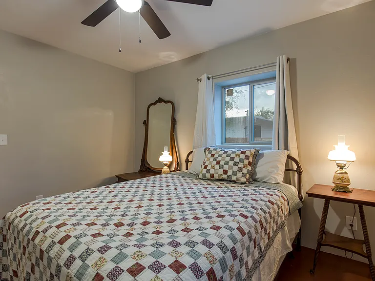 3816 E Lee St — Photo 16