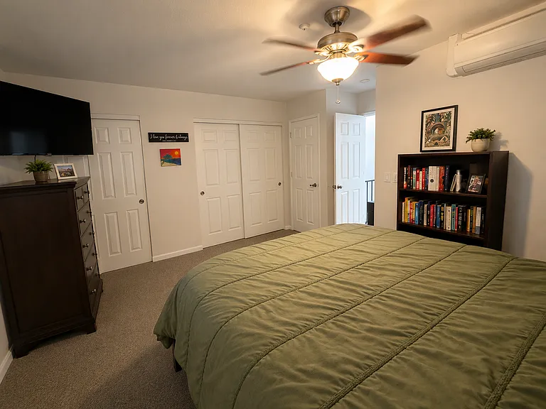 4583 Harbor Ln — Photo 13