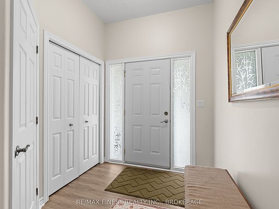 4th image of 106 Macdougall Dr