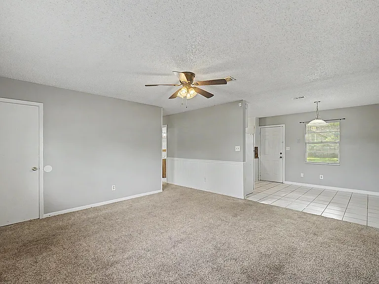 7231 Chapel St — Photo 10