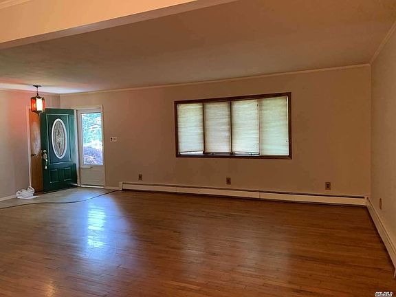 4th image of 142 Shady Ln