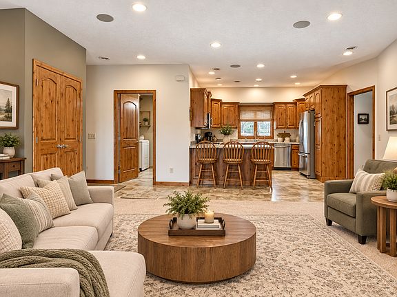 3rd image of 431 Elizabeth Ave