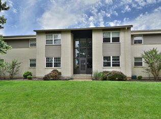 161 Cumberland Park Ct APT G, Ballwin, MO