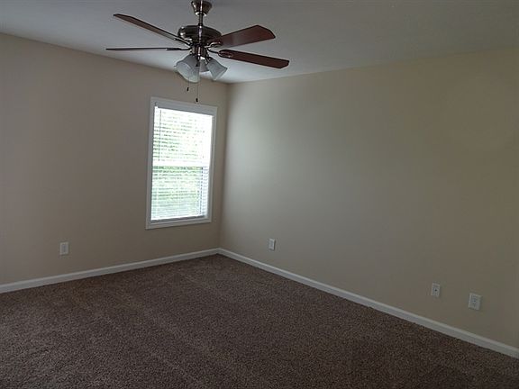 4th image of 398 Double Creek Dr