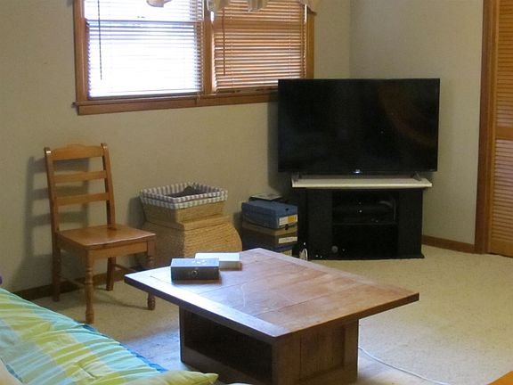 4th image of 3020 Payne Dr