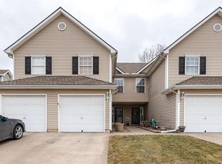 8044 N Elmwood Ave, Kansas City, MO 64119