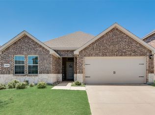 3104 Glazner Dr, Forney, TX 75126